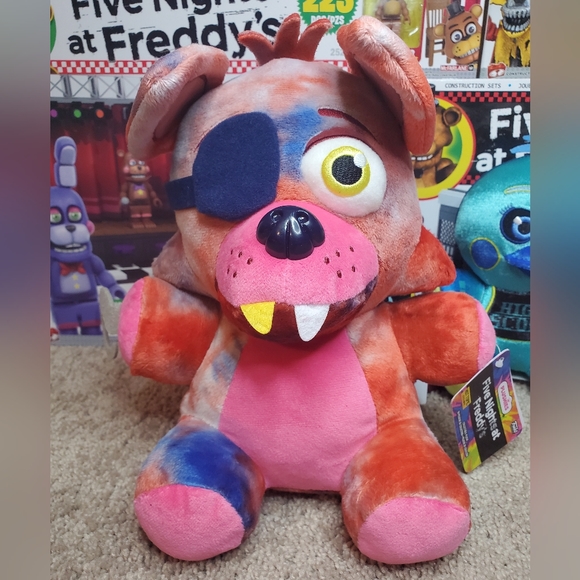 McFarlane Toys | Toys | Five Nights At Freddy Collection Lot Deluxe ...